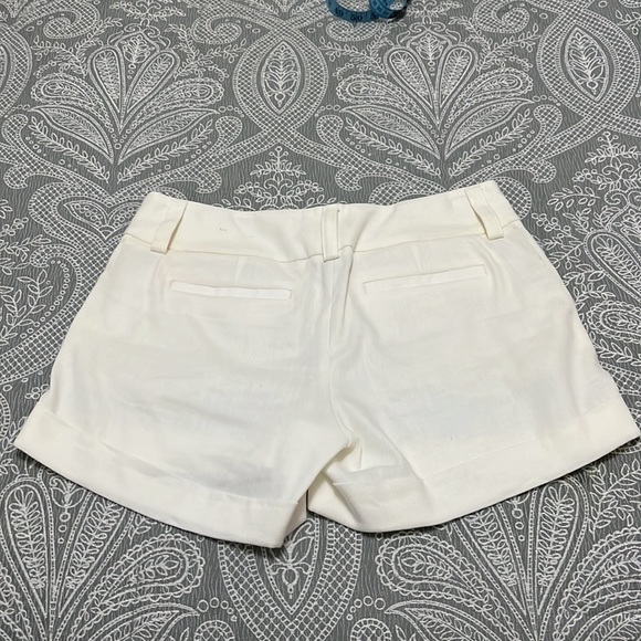 Shorts - Picture 2 of 4